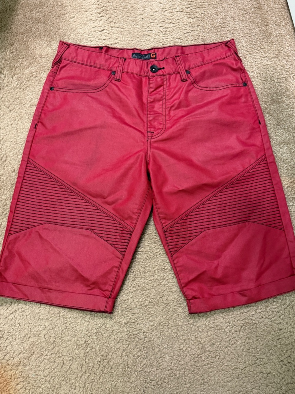 G by Guess— Men’s Red Shorts, Korbin Slim Fit - Picture 2 of 7